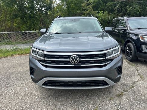 Used 2022 Volkswagen Atlas SE image 2