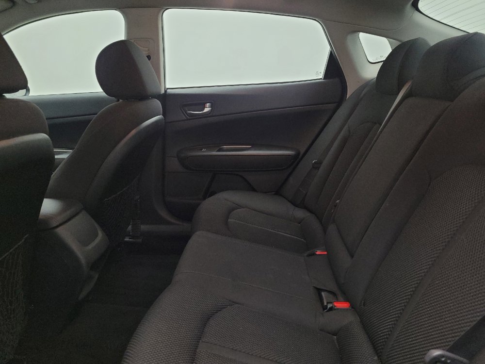 Used 2020 Kia Optima LX FWD image 18