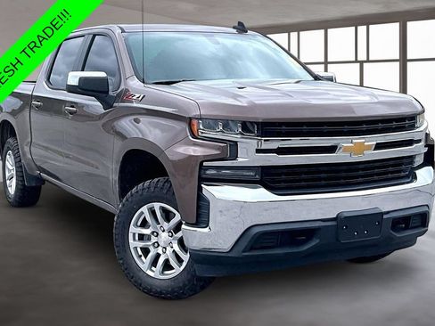 Used 2019 Chevrolet Silverado 1500 LT w/ All-Star Edition AWD/4WD image 3