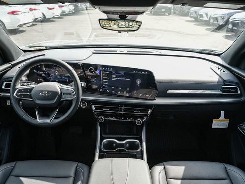 New 2026 Chevrolet Traverse LT w/ Midnight/Sport Edition FWD image 12