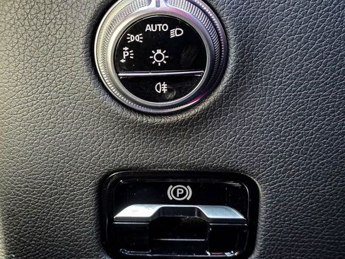 New 2026 Mercedes-Benz GLC 300 4MATIC image 31