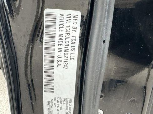 Used 2021 Jeep Cherokee Latitude image 22