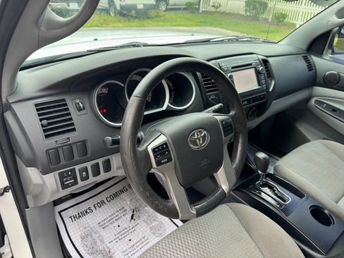 Used 2013 Toyota Tacoma 2WD Double Cab image 18