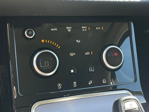 Used 2023 Land Rover Range Rover Evoque S image 19