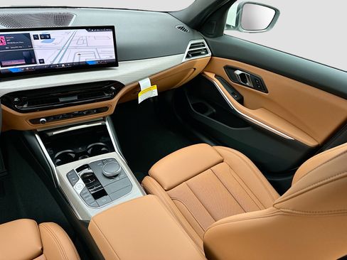 New 2025 BMW 330i Sedan w/ Convenience Package image 20