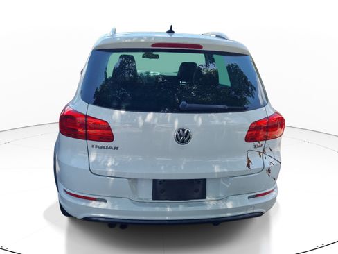 Used 2017 Volkswagen Tiguan Sport FWD image 8