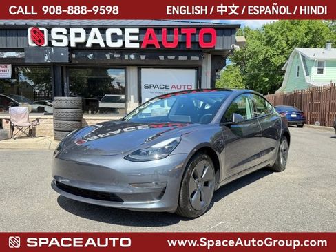 Used 2023 Tesla Model 3 Standard Range RWD image 1