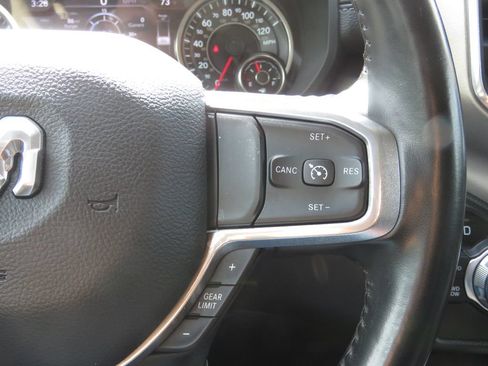 Used 2021 RAM 1500 Laramie AWD/4WD image 22
