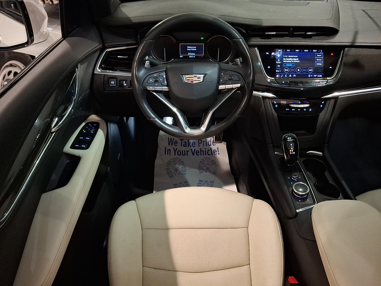 Certified 2023 Cadillac XT6 Sport w/ LPO, Floor Liner Package AWD/4WD image 13