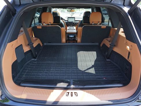 Used 2023 Lincoln Aviator Black Label AWD/4WD image 18