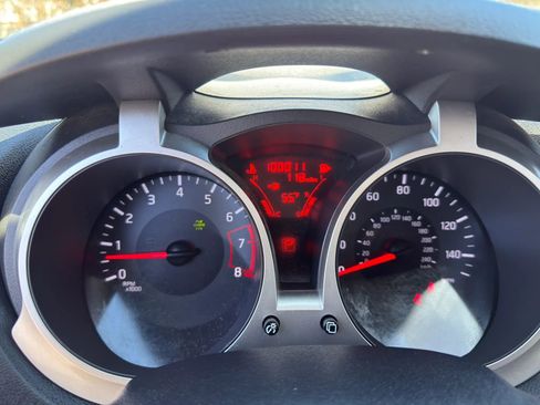 Used 2014 Nissan Juke S image 25