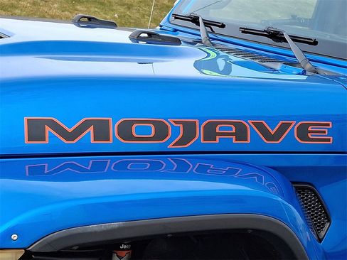 Used 2021 Jeep Gladiator Mojave w/ Dual Top Group image 31