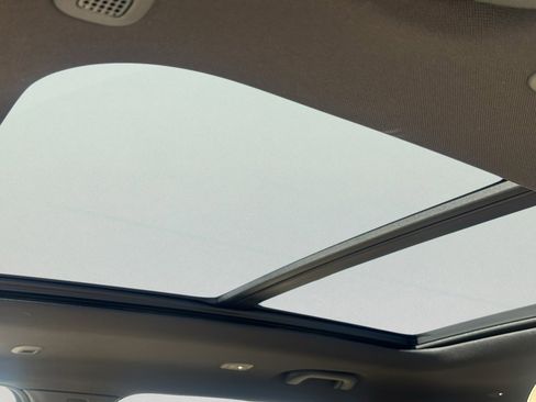 Used 2025 Jeep Grand Cherokee L Limited w/ Trailer Tow Package image 13