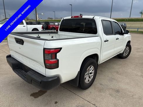 Used 2025 Nissan Frontier S image 11