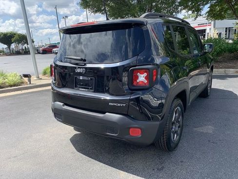 Used 2017 Jeep Renegade Sport w/ Power & Air Group FWD image 8
