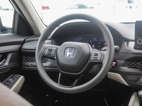Certified 2023 Honda Accord LX image 16