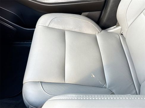 Used 2020 Chevrolet Suburban LT image 22