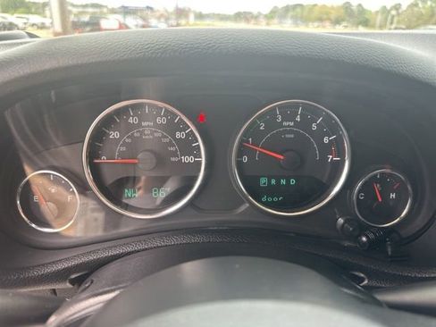 Used 2015 Jeep Wrangler Unlimited Sport w/ Quick Order Package 24S AWD/4WD image 15