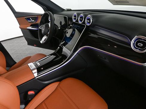 New 2026 Mercedes-Benz GLC 300 4MATIC image 23