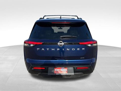 Certified 2026 Nissan Pathfinder SV AWD/4WD image 7