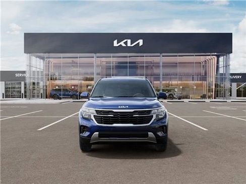 New 2026 Kia Seltos LX FWD image 29