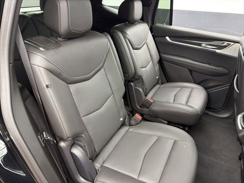 Used 2024 Cadillac XT6 Sport w/ Technology Package AWD/4WD image 26