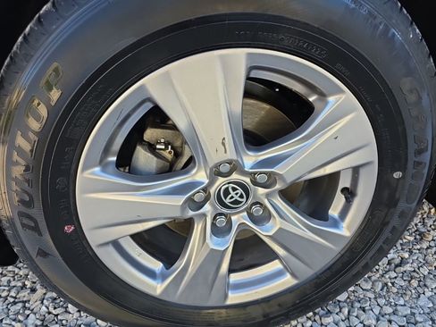 Certified 2023 Toyota RAV4 XLE w/ Convenience Package image 11