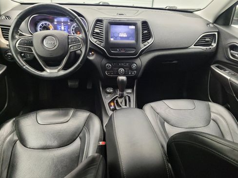 Used 2019 Jeep Cherokee Limited AWD/4WD image 22