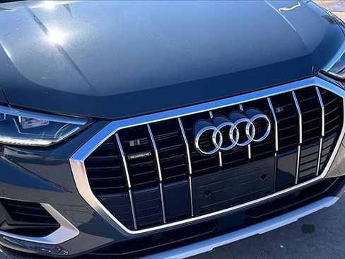 Used 2023 Audi Q3 2.0T Premium Plus w/ Premium Plus Package image 30