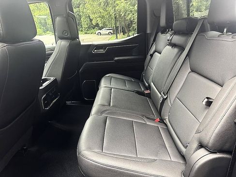 Used 2023 GMC Sierra 1500 SLT w/ SLT Convenience Package AWD/4WD image 12