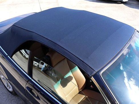 Used 2004 BMW 325Ci Convertible image 22