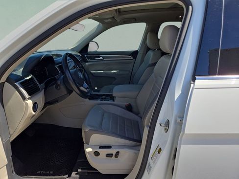 Used 2021 Volkswagen Atlas SEL Premium image 11