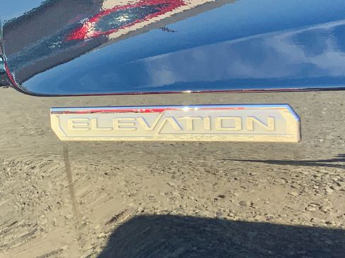 New 2026 GMC Sierra 1500 Elevation image 25