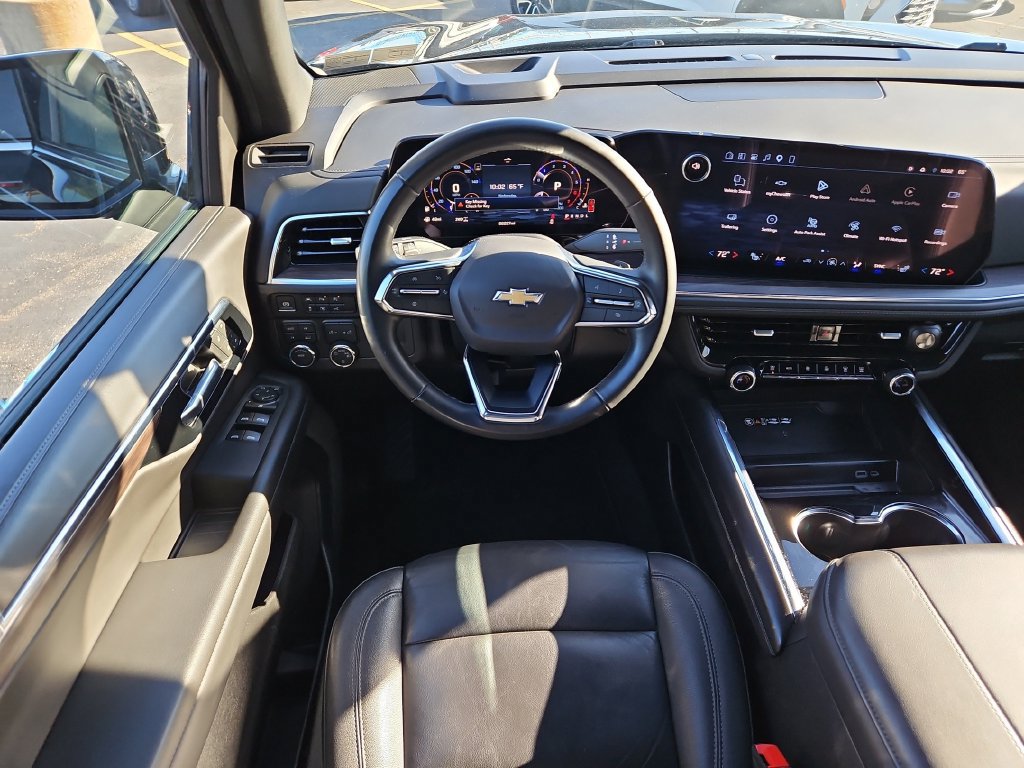 Used 2025 Chevrolet Tahoe LT AWD/4WD image 12