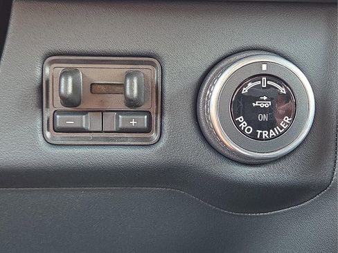 New 2025 Lincoln Navigator L Reserve w/ Jet Appearance Package AWD/4WD image 19