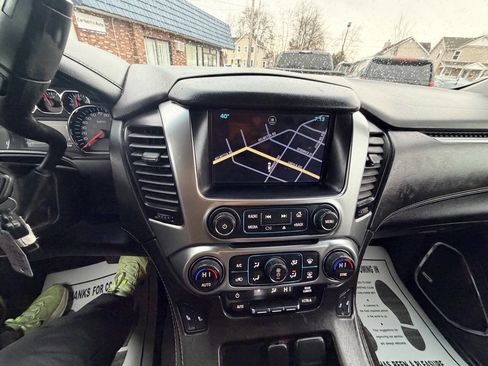 Used 2015 Chevrolet Suburban LT image 52