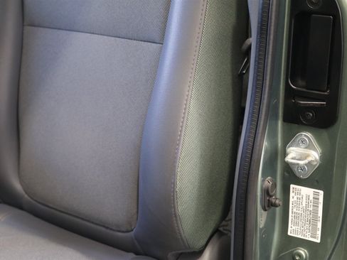 Used 2005 Honda Element EX image 58