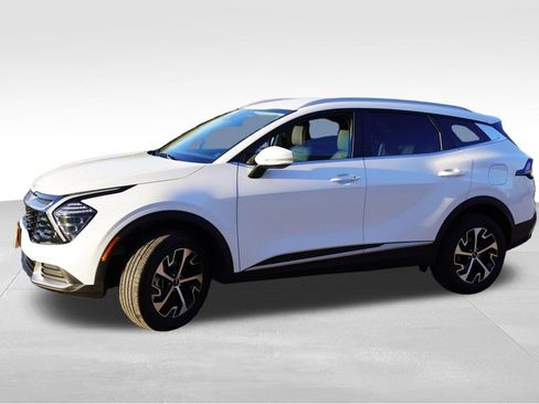 Certified 2025 Kia Sportage EX AWD/4WD image 10