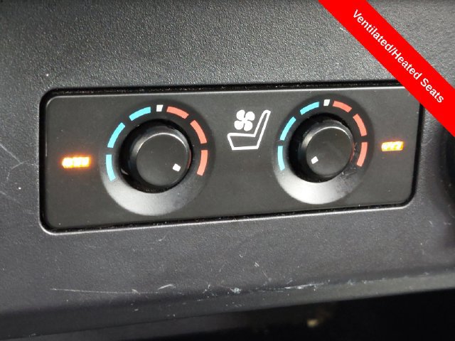 Used 2020 Toyota 4Runner Limited AWD/4WD image 16