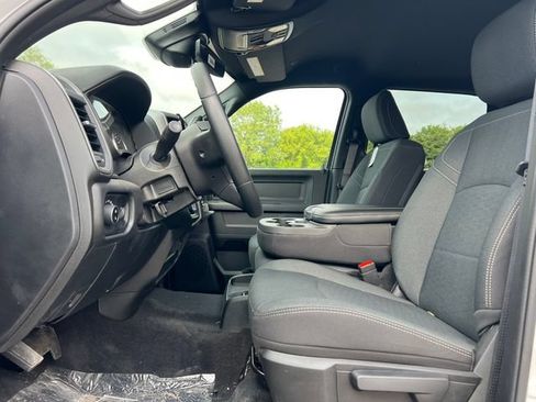 Used 2025 RAM 3500 Tradesman AWD/4WD image 4