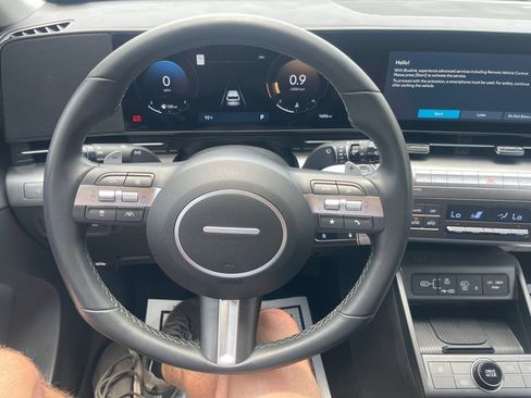 Used 2026 Hyundai Kona SEL Premium FWD image 13