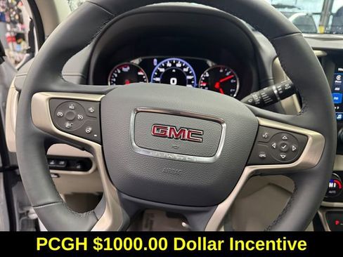 Used 2024 GMC Terrain Denali image 19