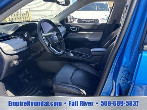Used 2022 Jeep Compass Limited AWD/4WD image 19