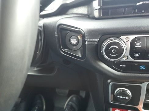 Used 2024 Jeep Wrangler Unlimited Rubicon 4xe w/ Capability Package image 32