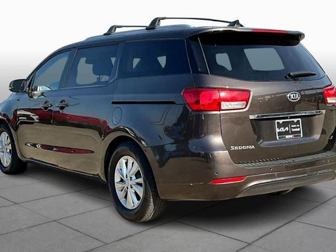 Used 2016 Kia Sedona LX w/ Option Group 020 image 10