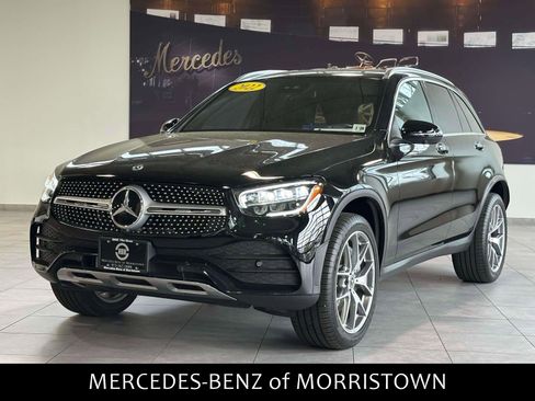 Certified 2022 Mercedes-Benz GLC 300 4MATIC image 1
