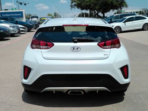 Used 2020 Hyundai Veloster 2.0 Premium FWD image 8