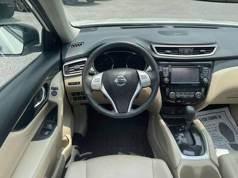 Used 2016 Nissan Rogue SL w/ SL Premium Package FWD image 13