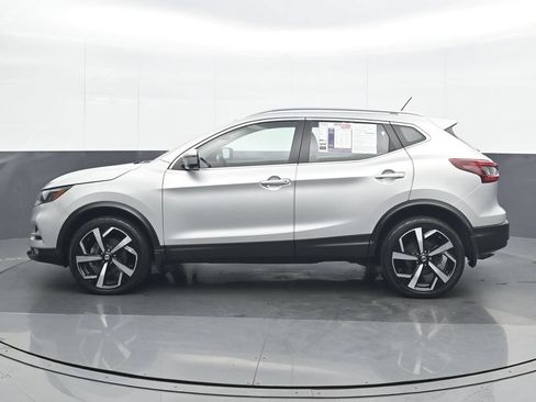 Used 2021 Nissan Rogue Sport SL w/ Premium Package AWD/4WD image 3