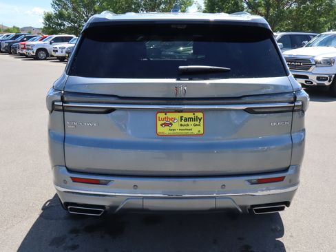 Used 2026 Buick Enclave Avenir w/ Super Cruise Package AWD/4WD image 6